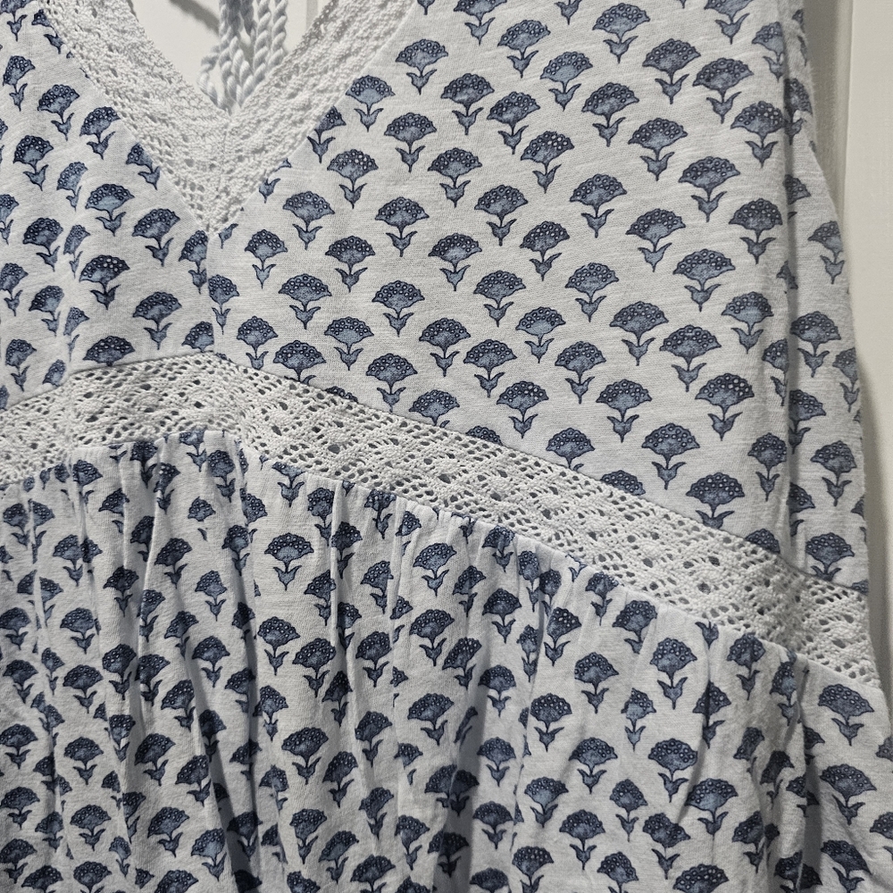 Lucky Brand Blue Paisley Top Small - Picture 3 of 7